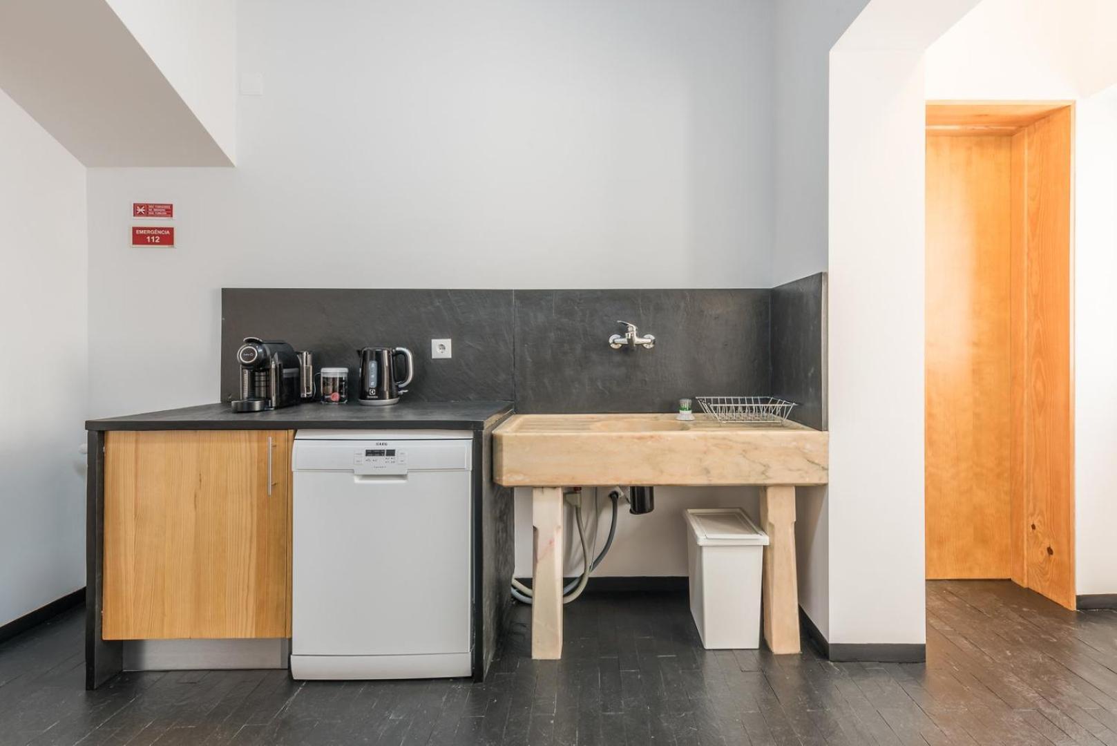 Guestready - Warm Cocoa Retreat In Cedofeita Apartment Порто Екстериор снимка